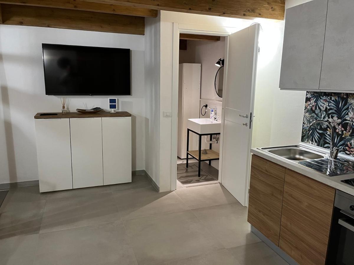Davis Home Brindisi Buitenkant foto