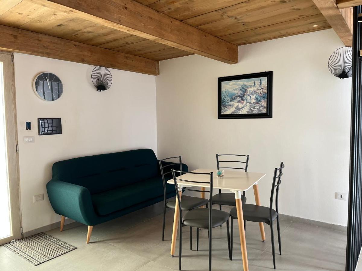 Davis Home Brindisi Buitenkant foto